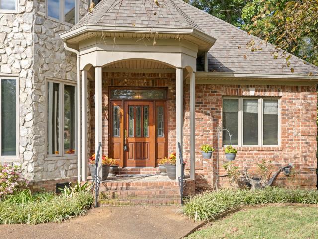 House for sale in Weakley Hills, Smyrna