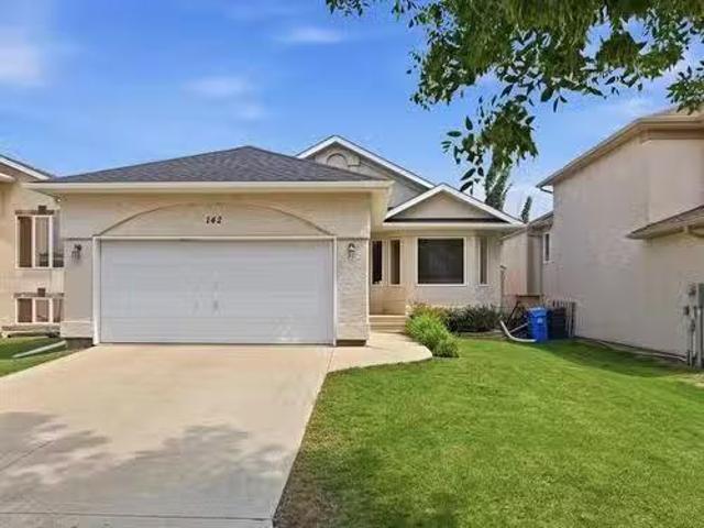 House for sale in East St. Paul, Manitoba