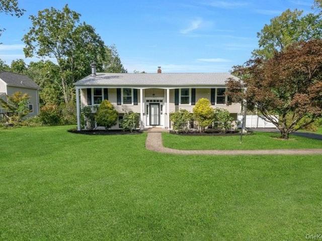 House for sale in Cortlandt Manor, New York