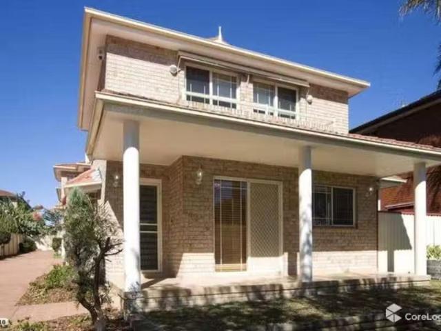Condo for rent in Sydney, New South Wales