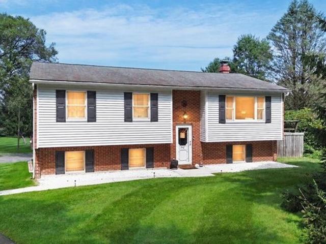 House for sale in Ebensburg, Pennsylvania