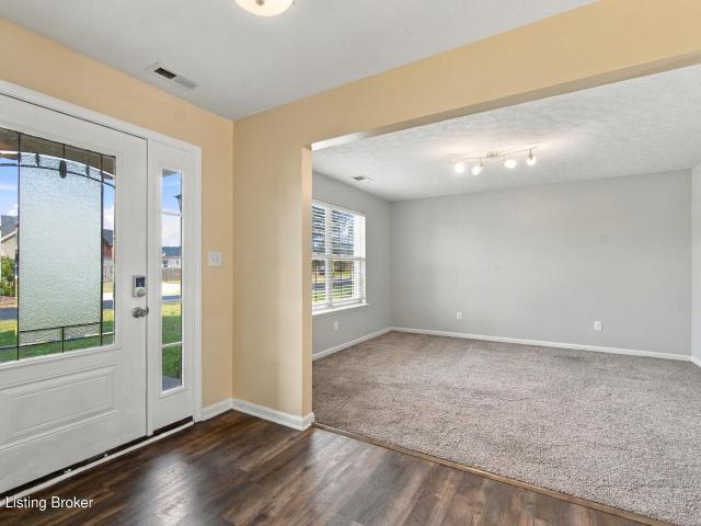 House for sale in Shepherdsville, Bullitt County
