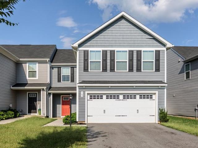 Townhouse for sale in Virginia