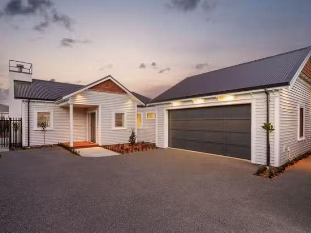 House for sale in Saint Albans, Canterbury