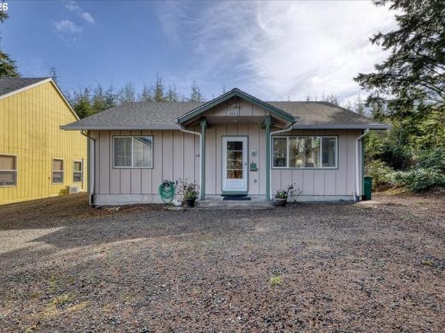 House for sale in Oregonia