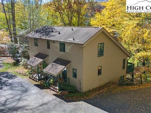 Condo for sale in Avery, North Carolina