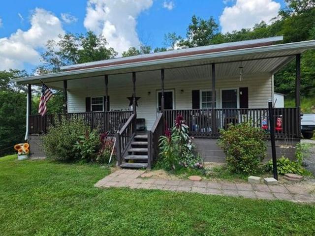 House for sale in Salyersville, Kentucky