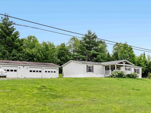 House for sale in Williamstown, Vermont