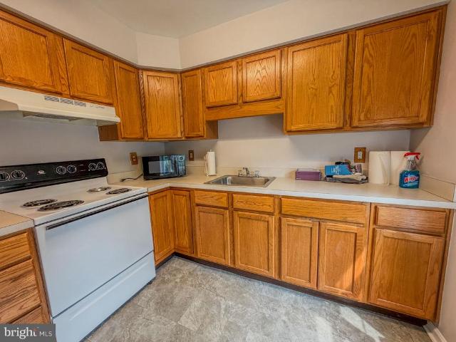 Townhouse for sale in Hainesport, New Jersey