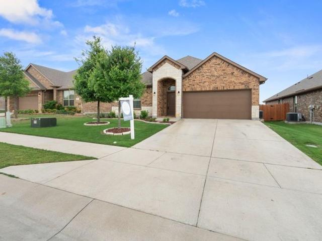 House for sale in Ellis, Texas