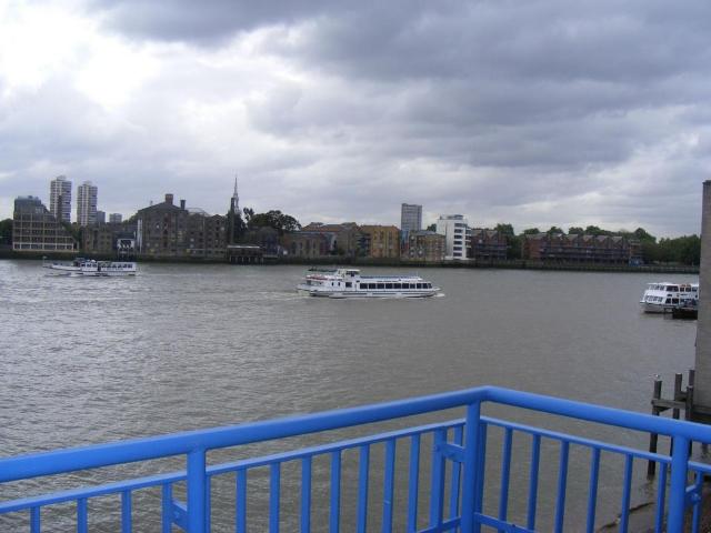 Apartment for rent in St. George in the East, Greater London