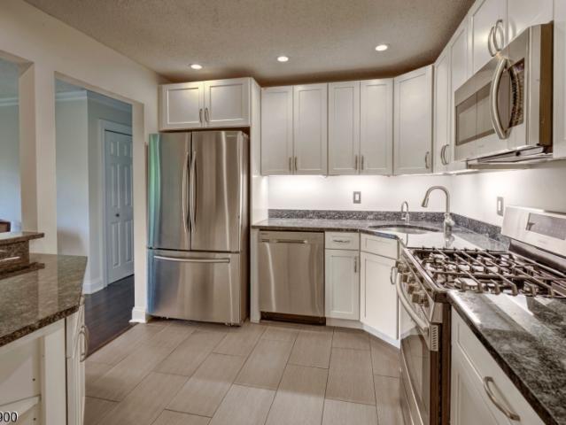 Condo for sale in Liberty Corner, New Jersey