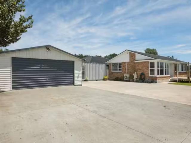 House for sale in Katikati, Bay Of Plenty