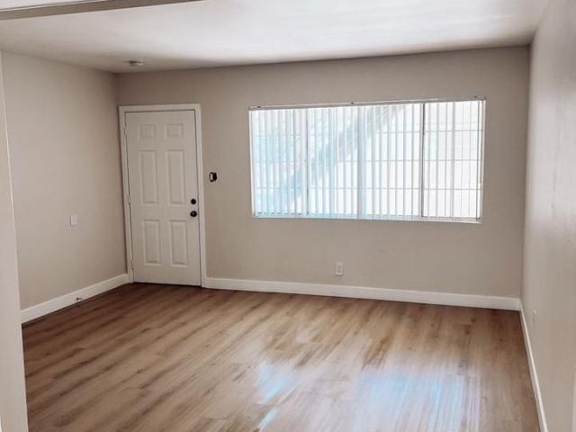 Apartment for rent in Hawthorne, California