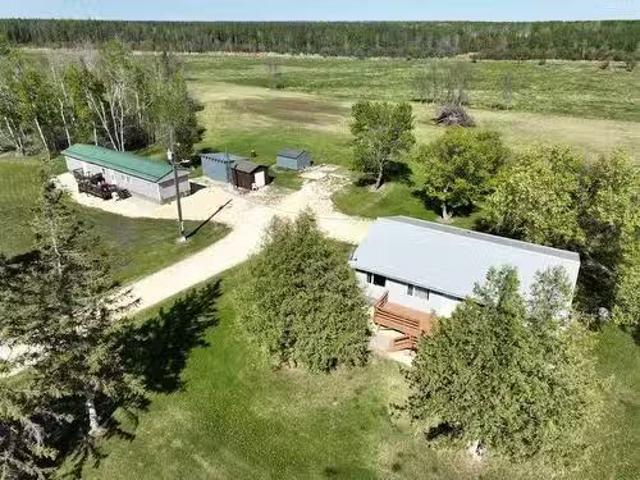 House for sale in Bifrost, Manitoba