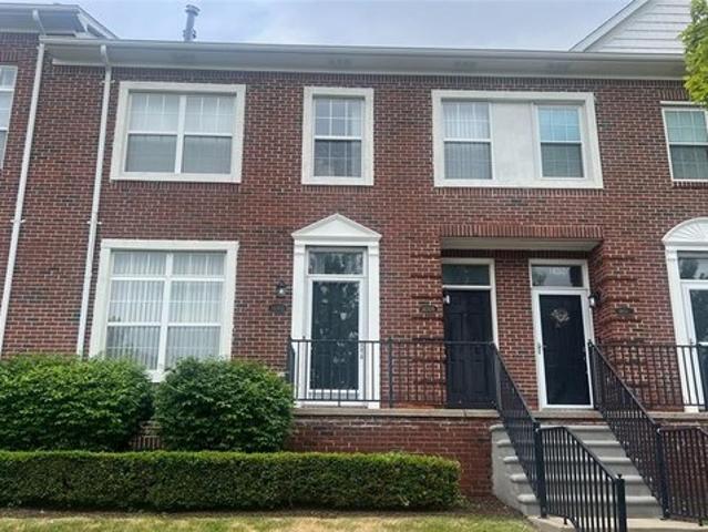Condo for sale in Sterling Heights, Michigan