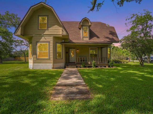 House for sale in Santa Fe, Texas