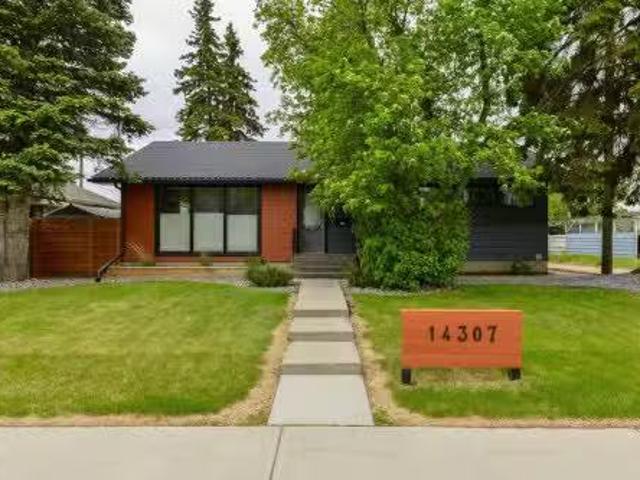 House for sale in Wedgewood, Alberta