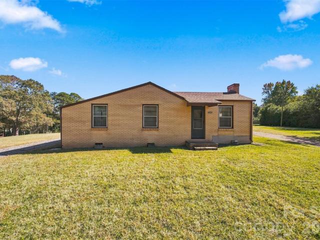 House for sale in Hickory, Catawba County