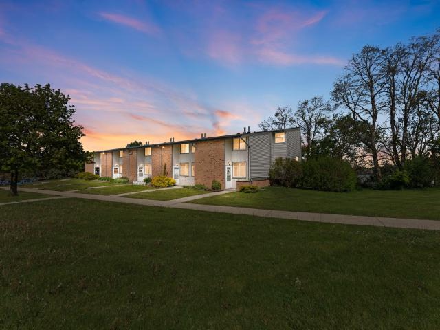 Condo for sale in Waukesha, Wisconsin