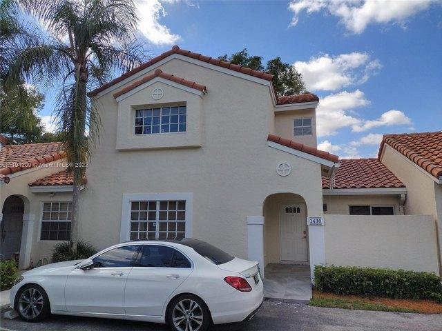 Townhouse for sale in Weston, Florida