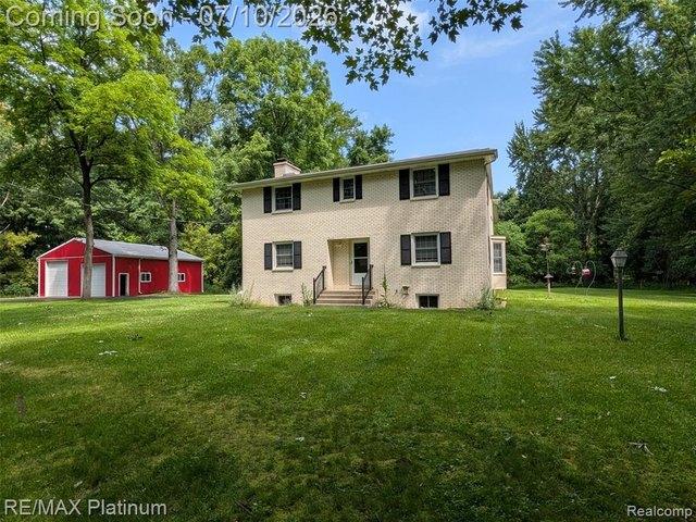 House for sale in Fenton, Michigan