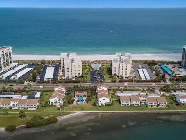 Condo for sale in Clearwater, Florida