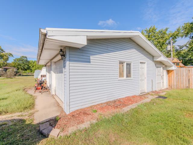 House for sale in Gaslight Village, Morris
