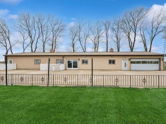 House for sale in Ottawa, Illinois