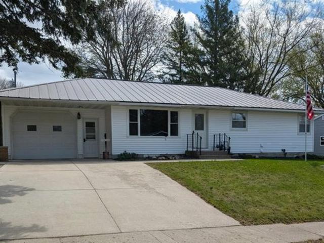 House for sale in Montevideo, Minnesota