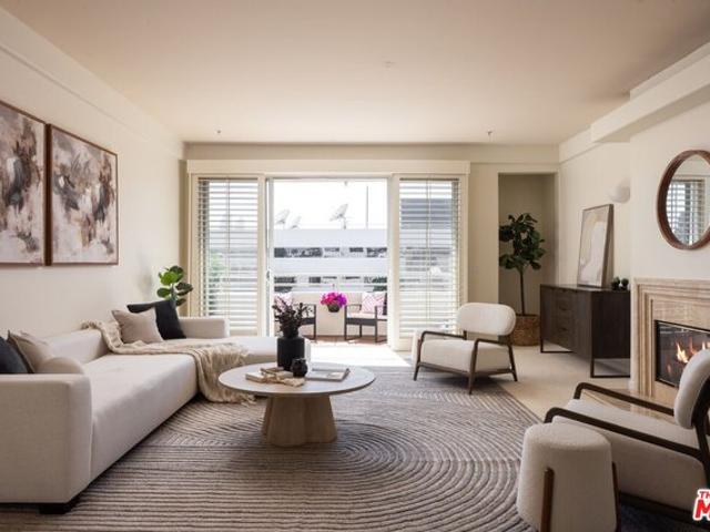 Condo for sale in Los Angeles, Los Angeles County