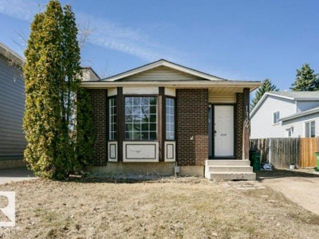 House for sale in Hairsine, Edmonton