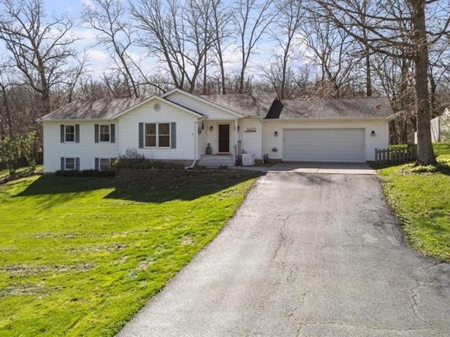 House for sale in Sherrard, Illinois