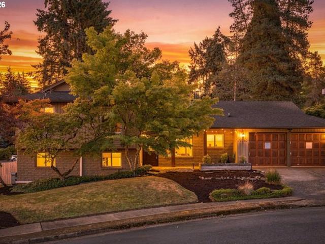 House for sale in Hyland Hills, Beaverton