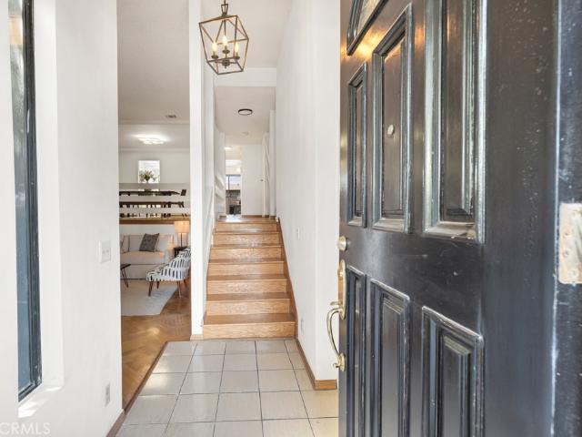 Townhouse for sale in Sherman Oaks Neighborhood Council District, Canoga Park