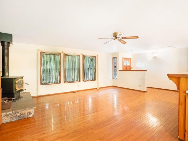 House for sale in Shasta, California