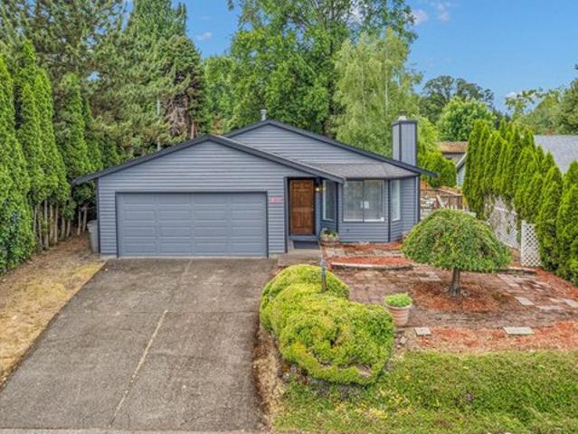 House for sale in Oregonia