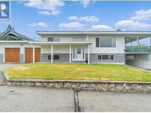 House for sale in Salmon Arm, British Columbia