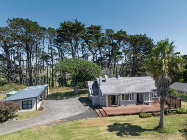 Property for sale in Waiuku