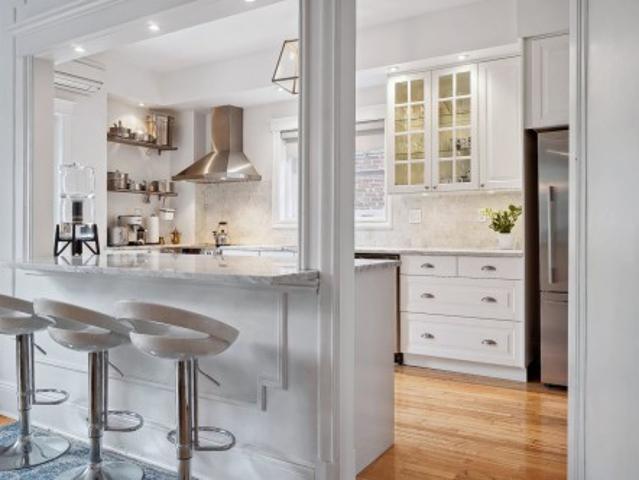 Condo for sale in Mont-Royal, Montréal (région administrative)