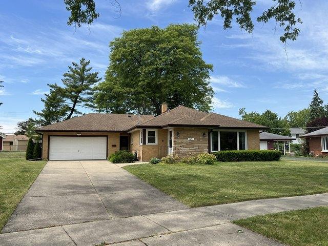 House for sale in Mount Prospect, Illinois