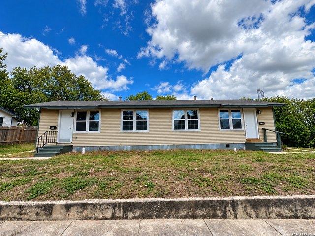 House for sale in San Antonio, Bexar County
