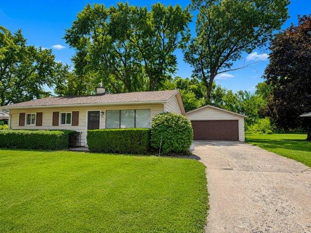 House for sale in Ottawa, Illinois