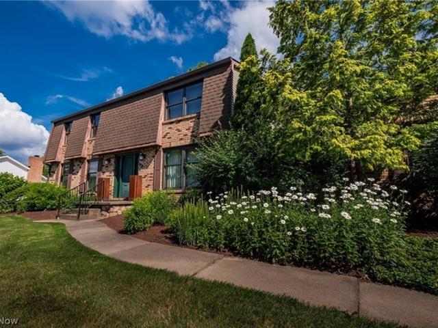 House for sale in Charity Rotch, Massillon