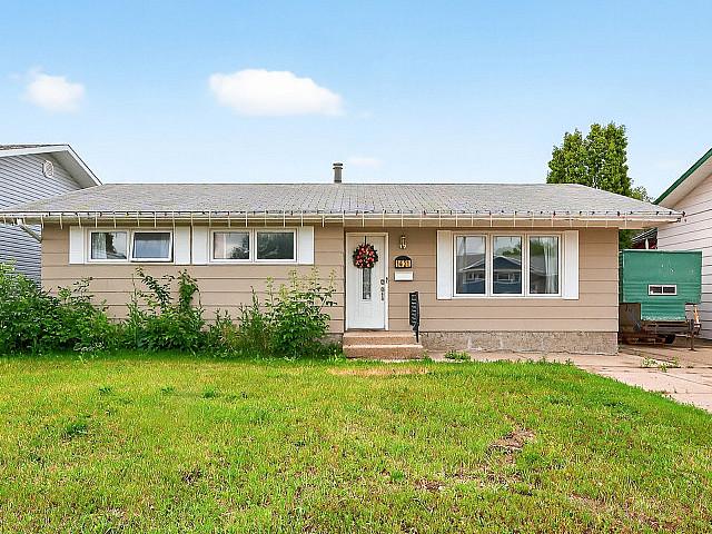 House for sale in Moose Jaw, Saskatchewan