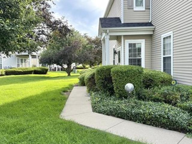 Townhouse for sale in Plainfield, Illinois