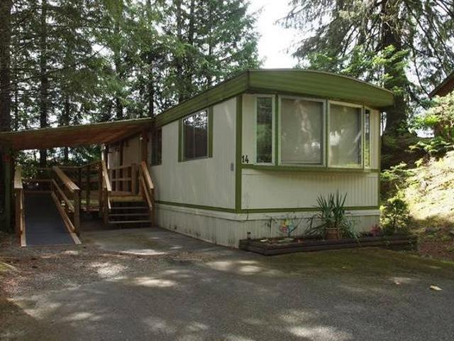 House for sale in Clayoquot, British Columbia