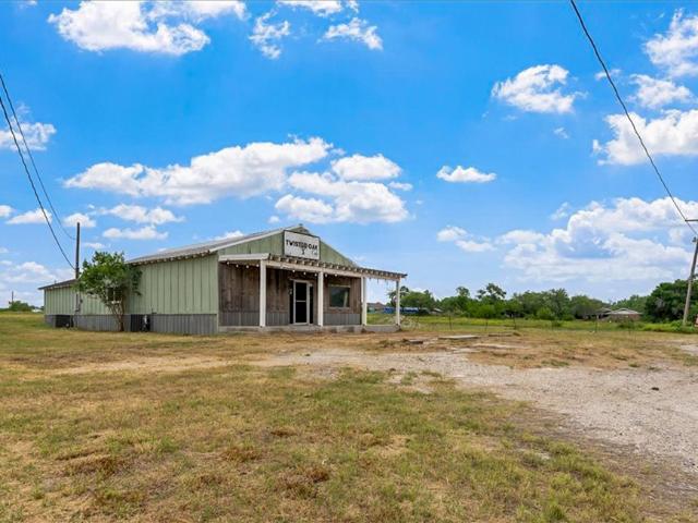 Commercial for sale in Beeville