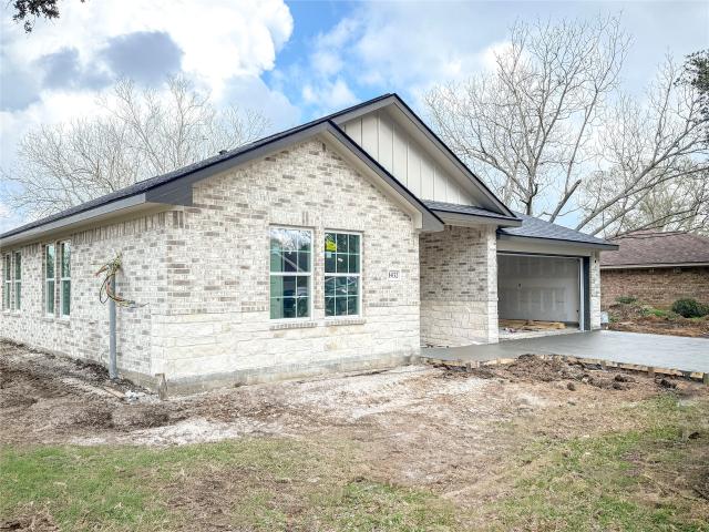 House for sale in Sweeny, Texas