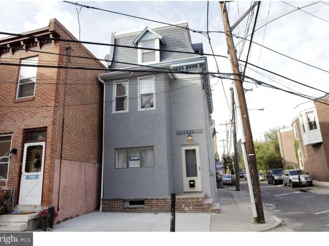 Townhouse for rent in Philadelphia